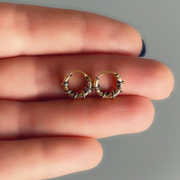 14k Gold Vermeil Bali Huggie Earrings - Picture 5 of 9